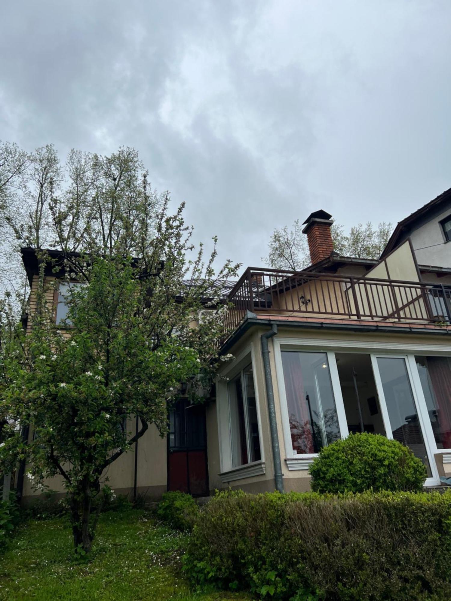 Holiday House Bistrik SJJ Exterior photo